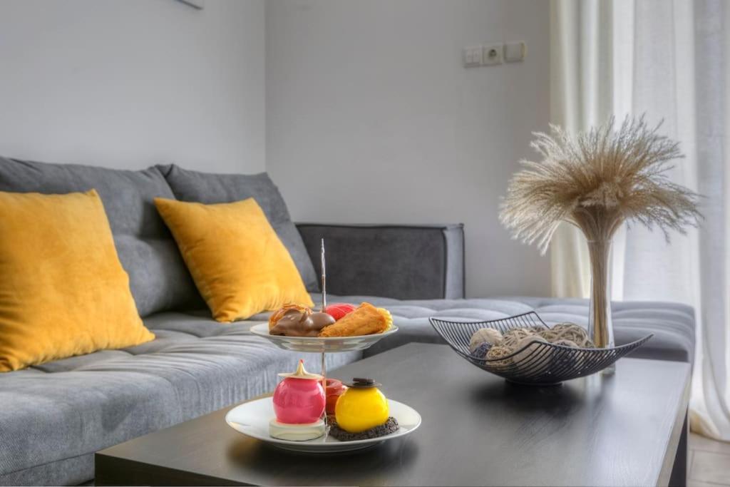 Urban Breeze Apartment